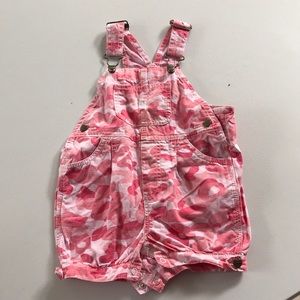 EUC pink Camo Carhartt shorts overalls size 24 mo